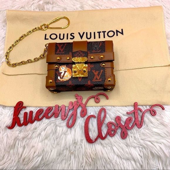 ❌❌ Louis Vuitton Catogram Grace Coddington Mini Essential Trunk clutch bag - Picture 2 of 12